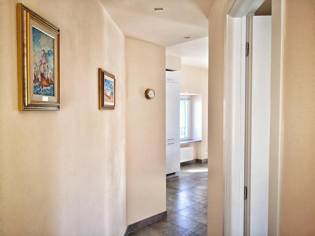 Appartamento Deluxe Con Terrazza Sul Mare Savona Exteriör bild